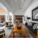 Villa Louisa
